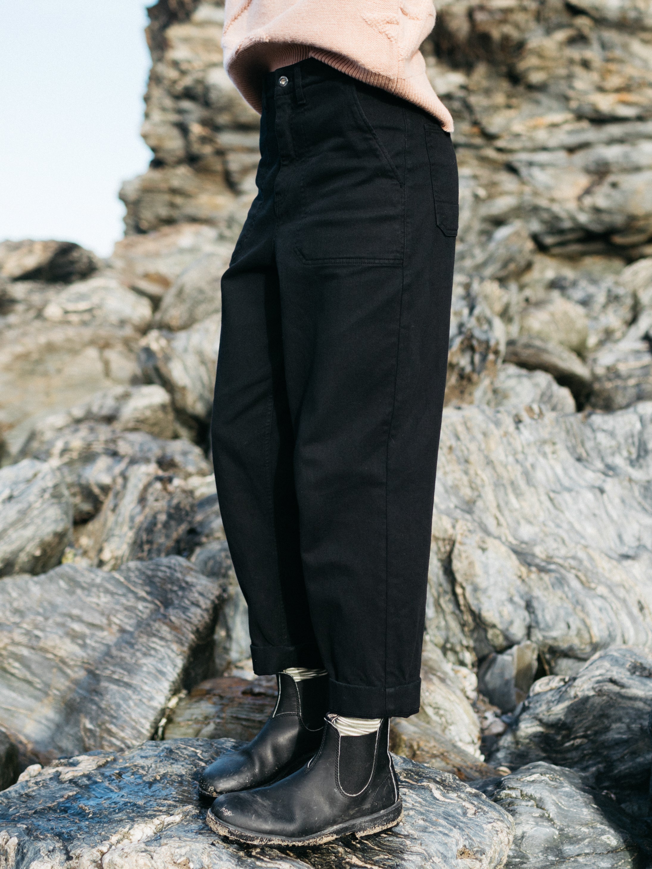 Yarrel Canvas Trouser in Black