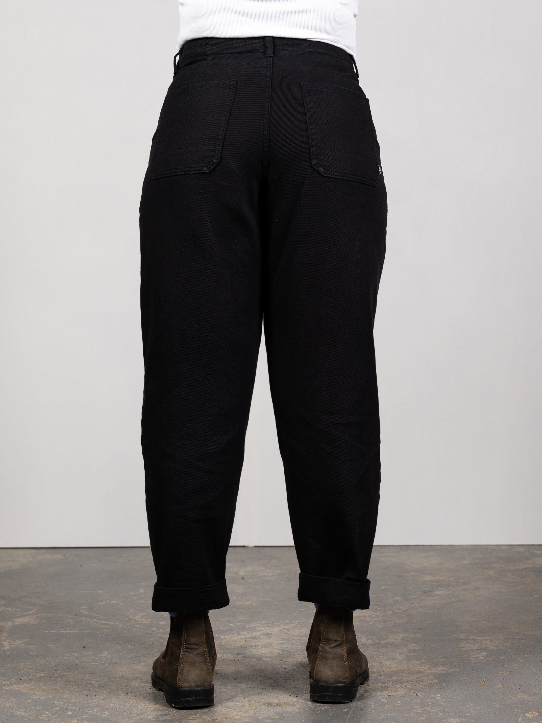 Yarrel Canvas Trouser in Black