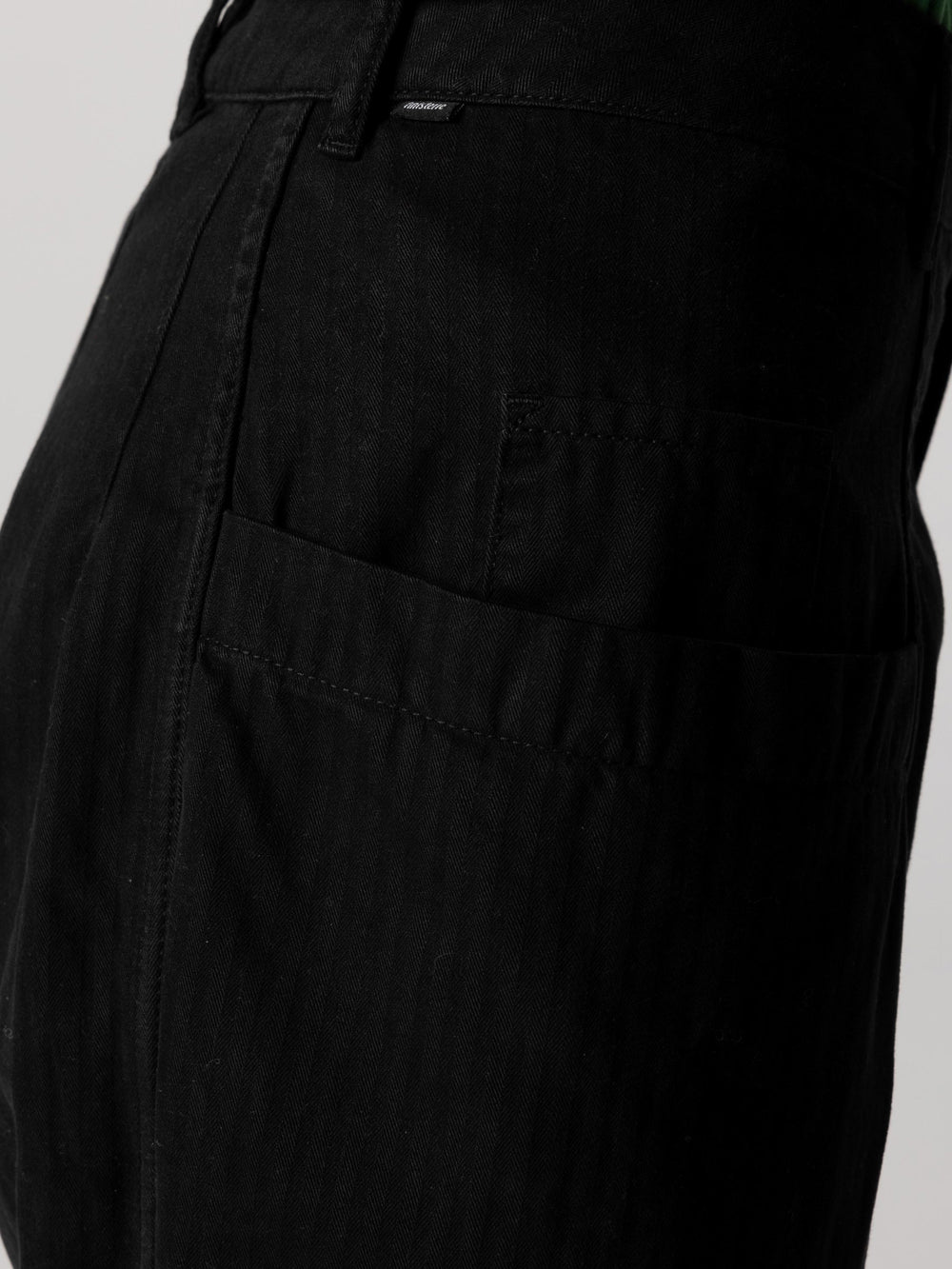 Organic Cotton Barrel Trouser in Black - Croft