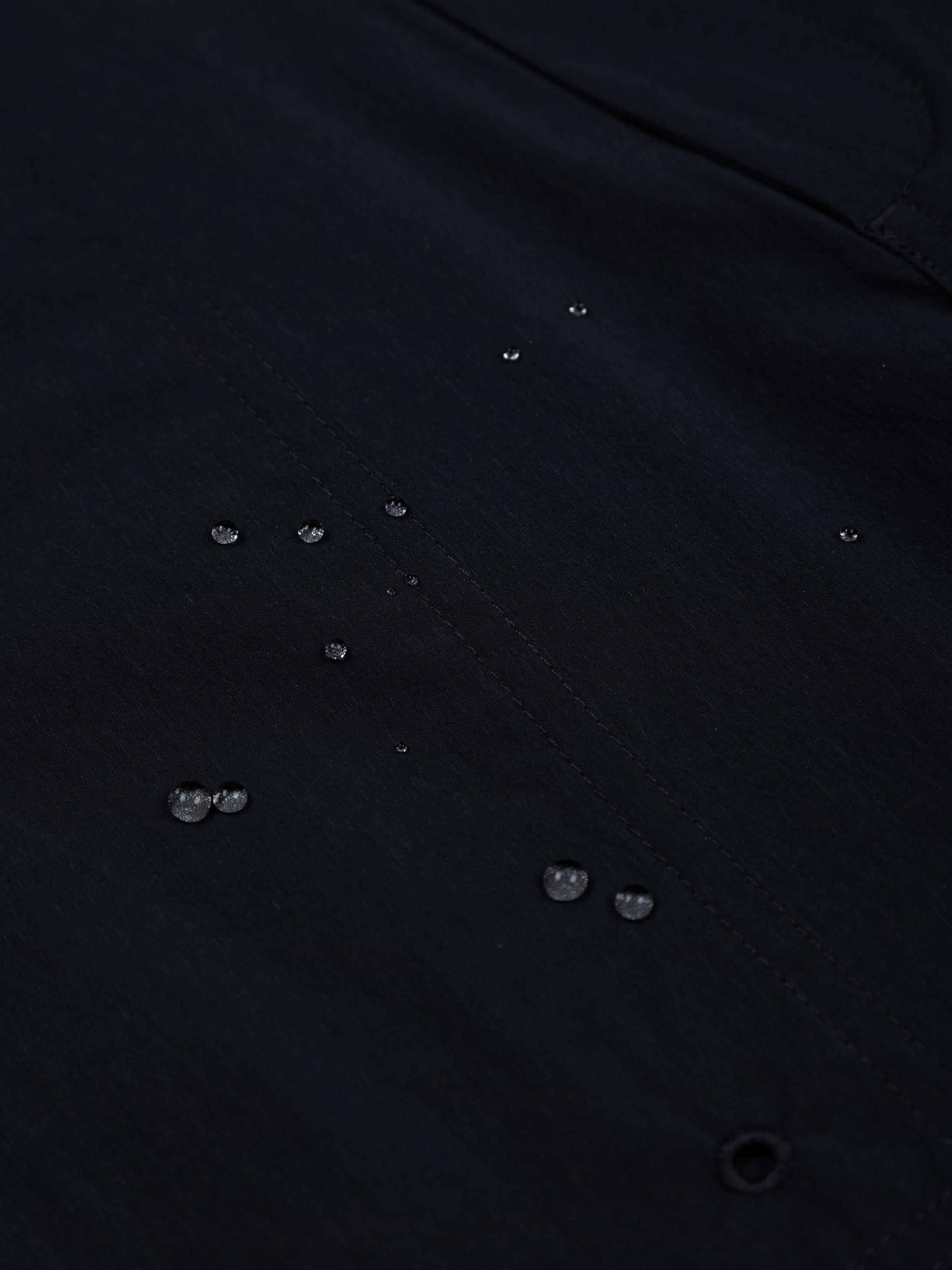 Hybrid Short in Navy - Walker