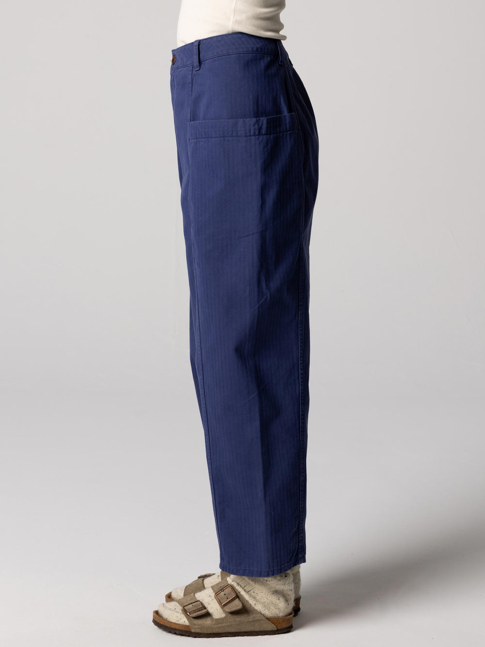 Organic Cotton Barrel Trouser in Navy - Croft