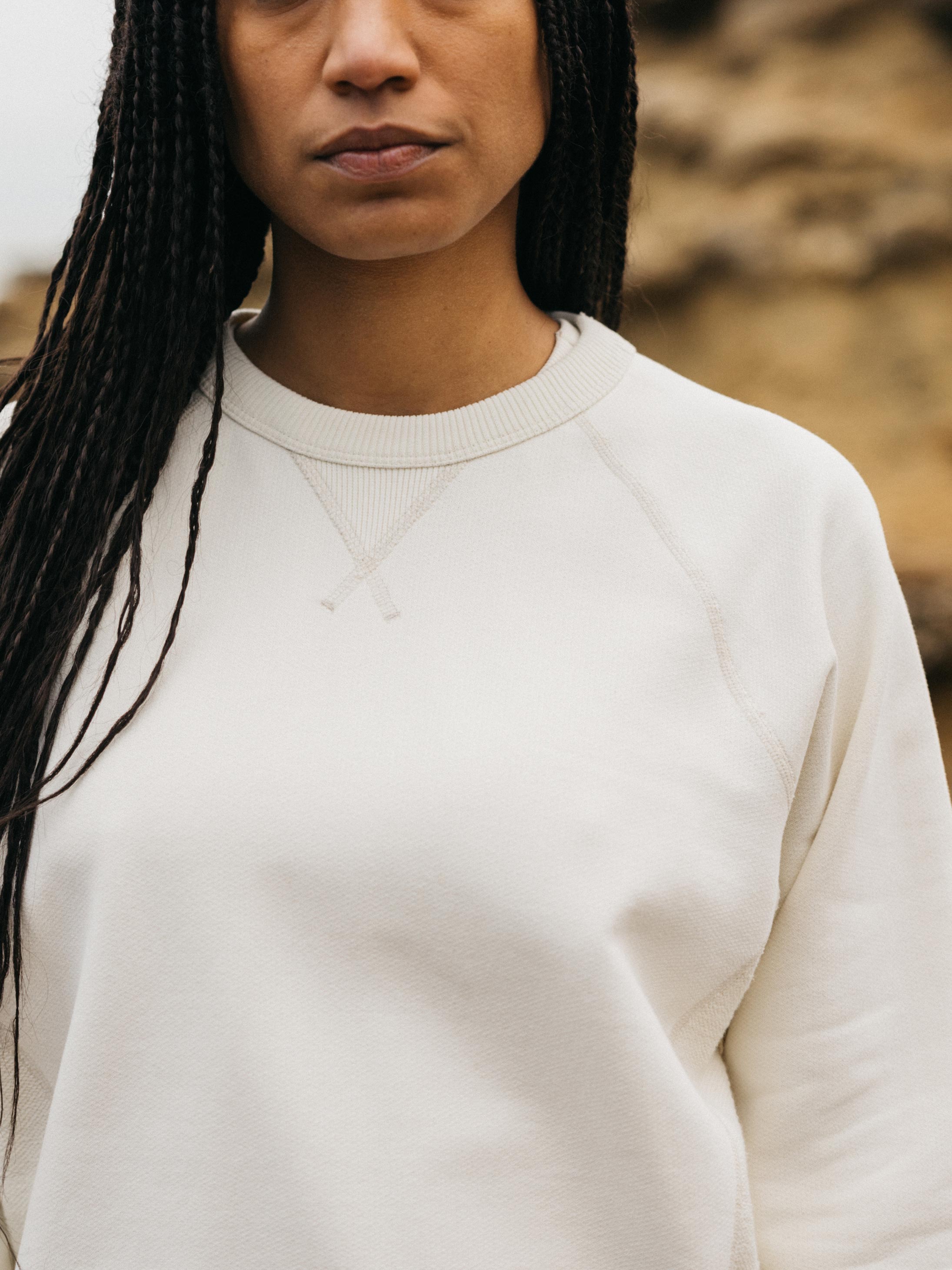 Organic Retro Sweatshirt in Ecru - Serpentine