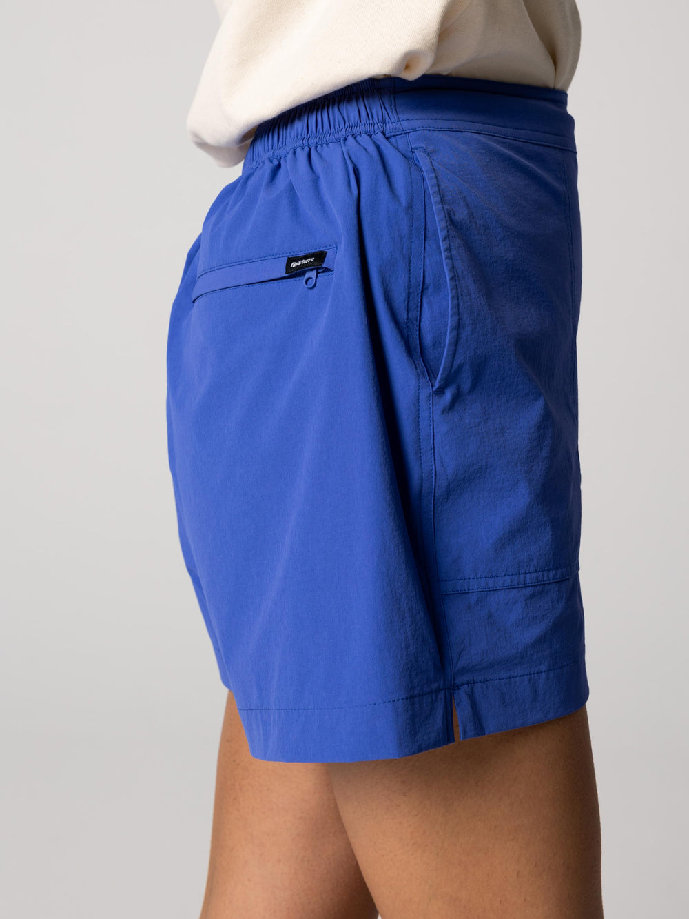 Recycled Hybrid Short in Lake - Walker