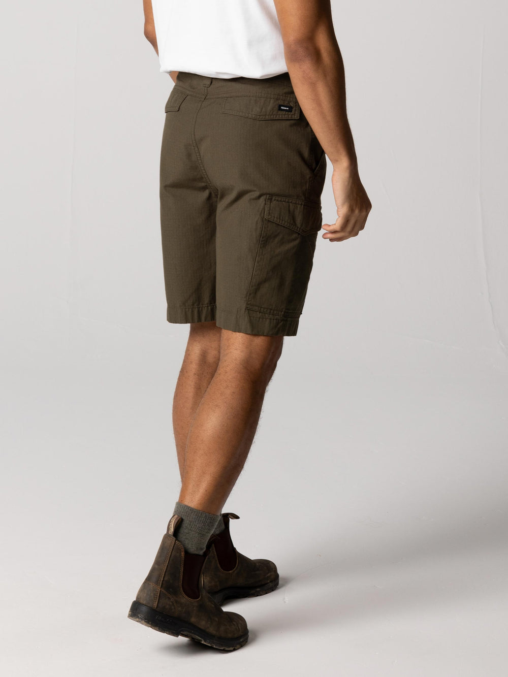 Organic Cotton Cargo Shorts in Olive - Clipper