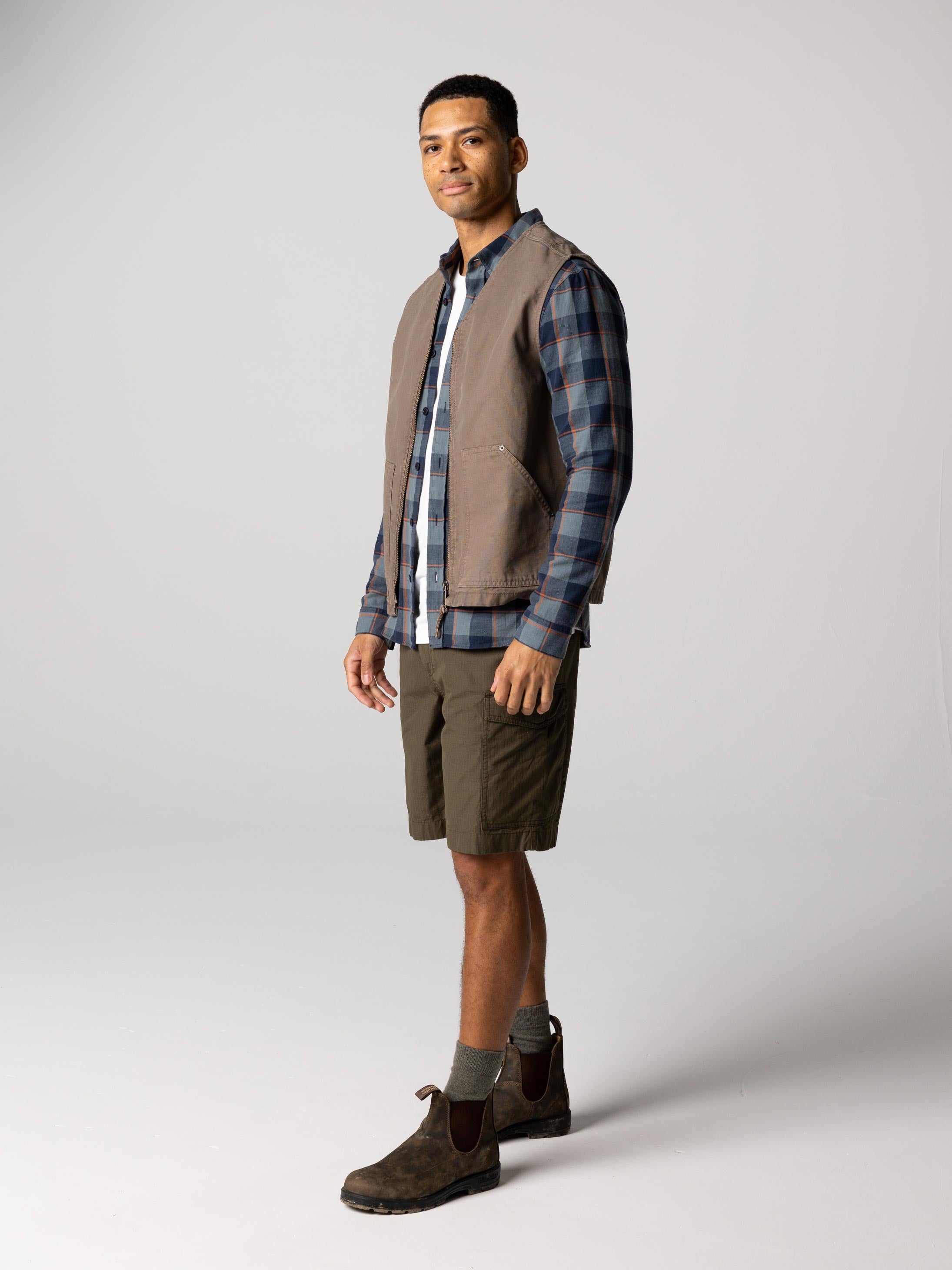 Organic Cotton Cargo Shorts in Olive - Clipper