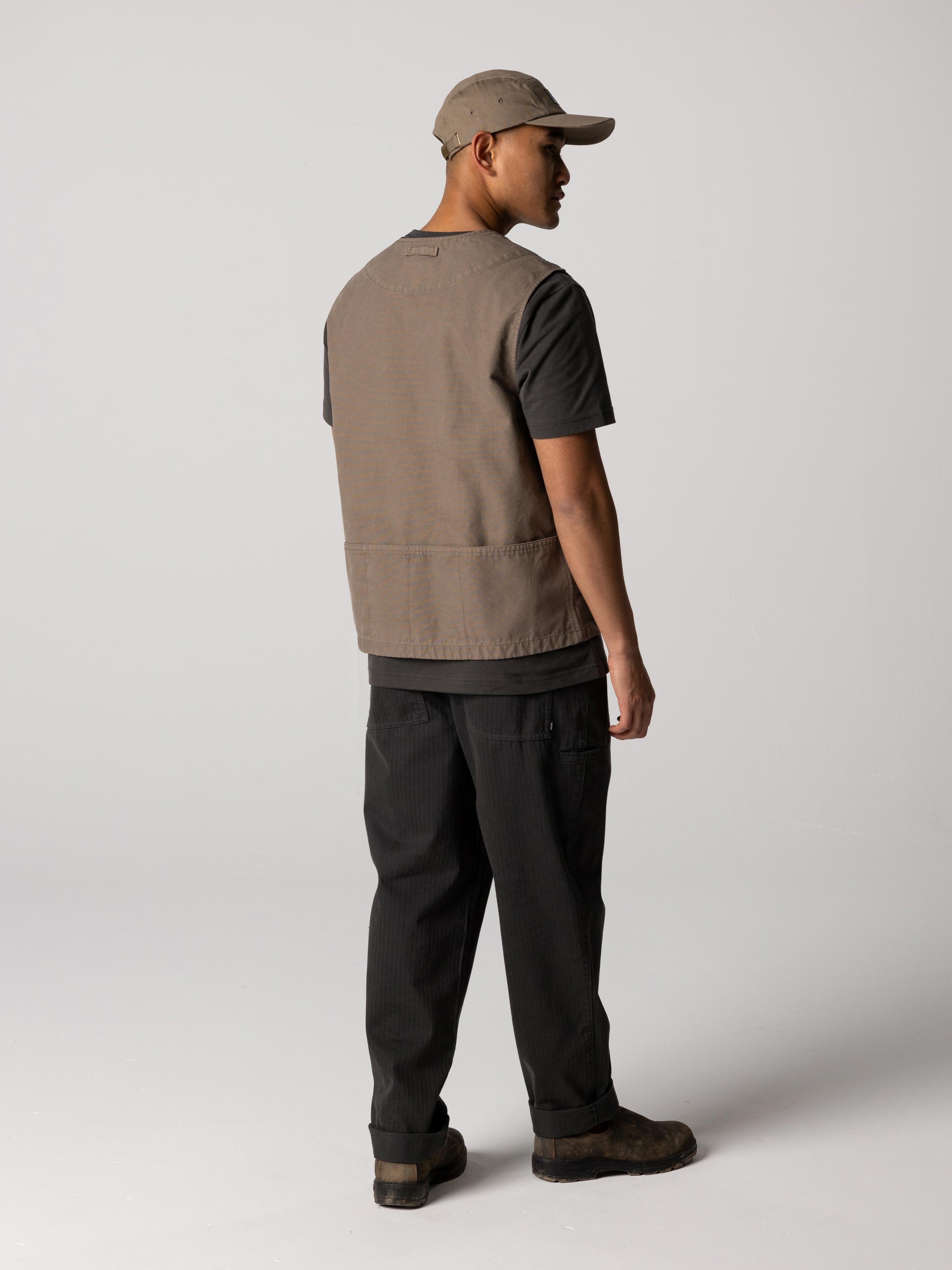 Organic Cotton Gilet in Brown - Basset