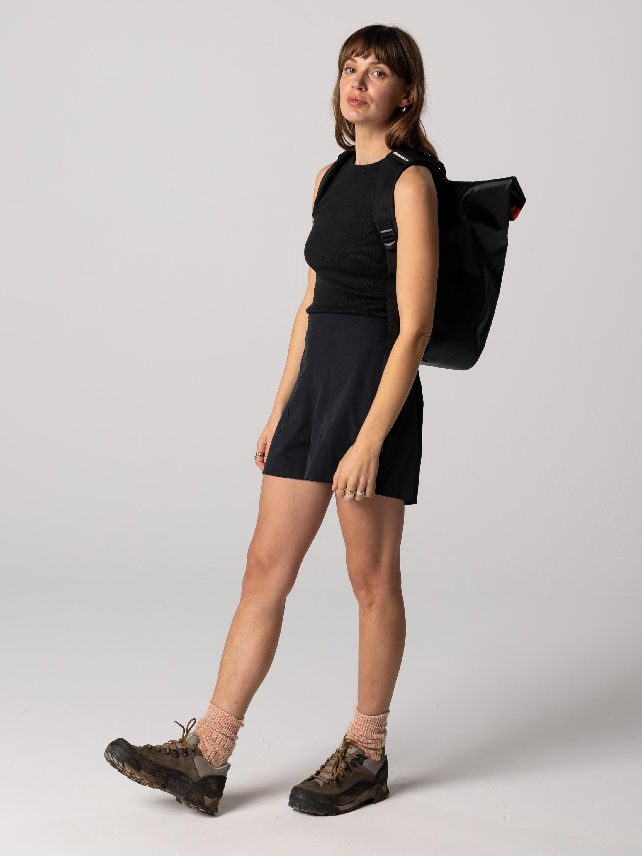 Recycled Hybrid Short in Black - Walker
