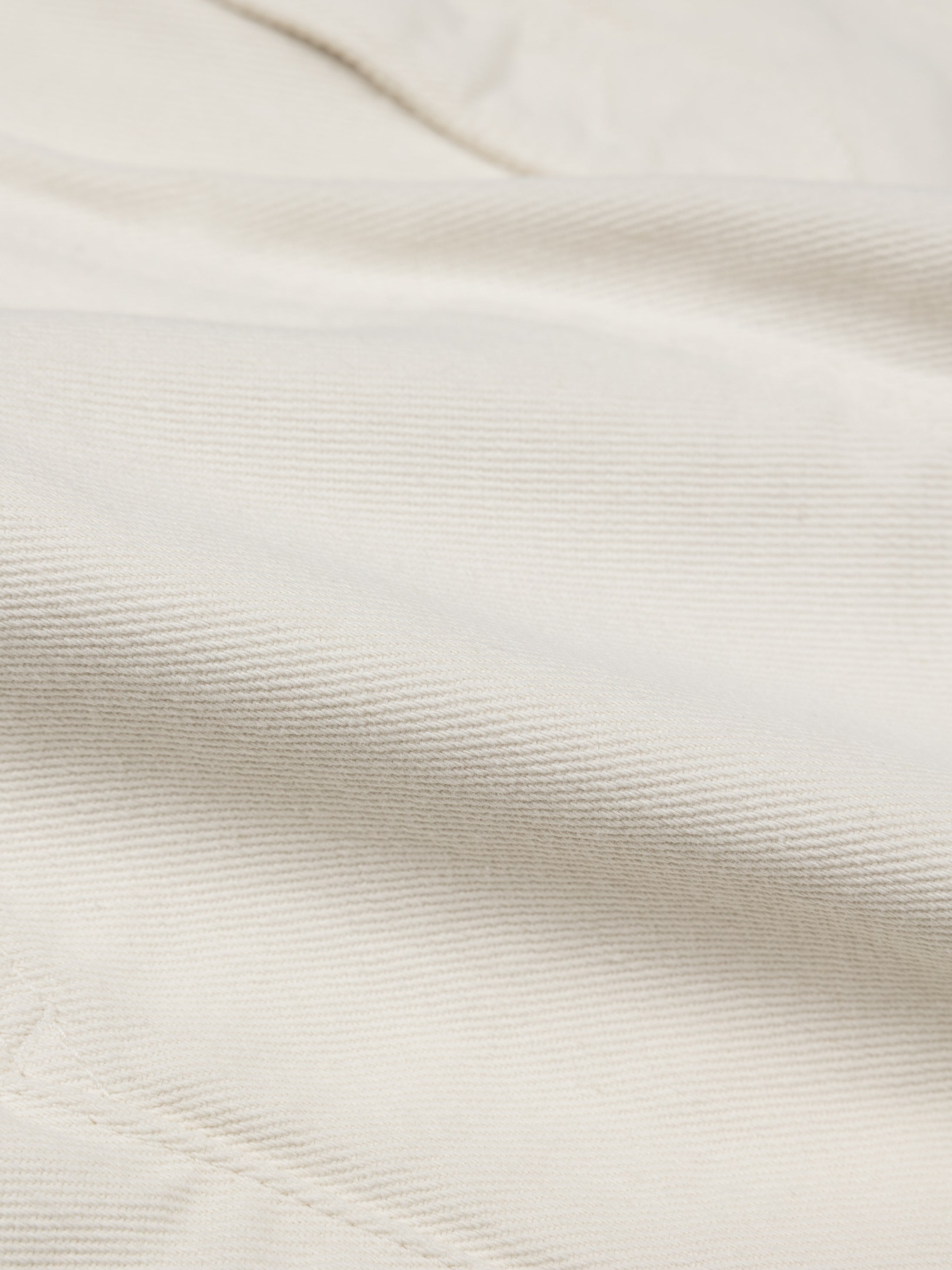 Yarrel Canvas Short in Ecru