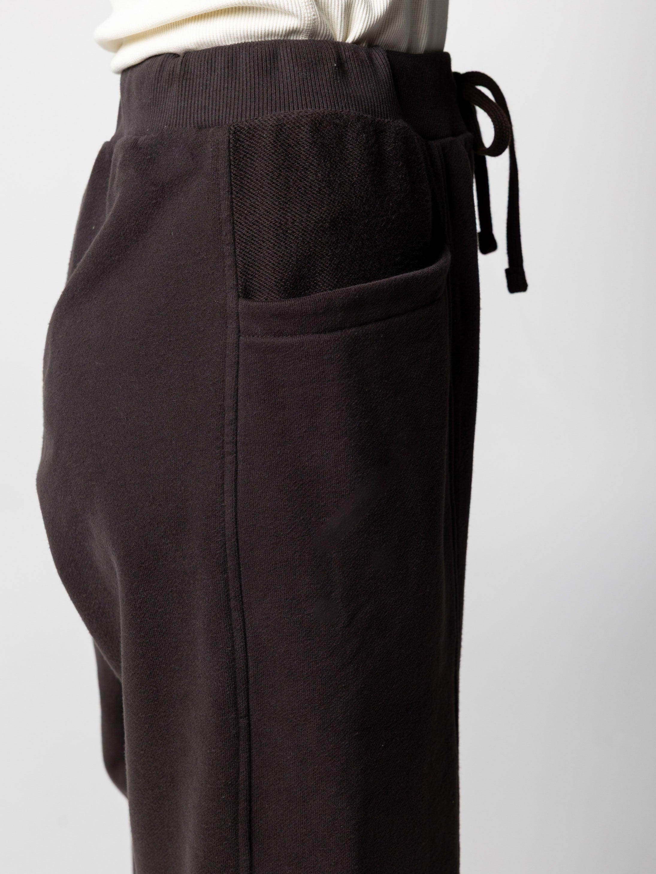 Awen Jogger in Burnt Umber