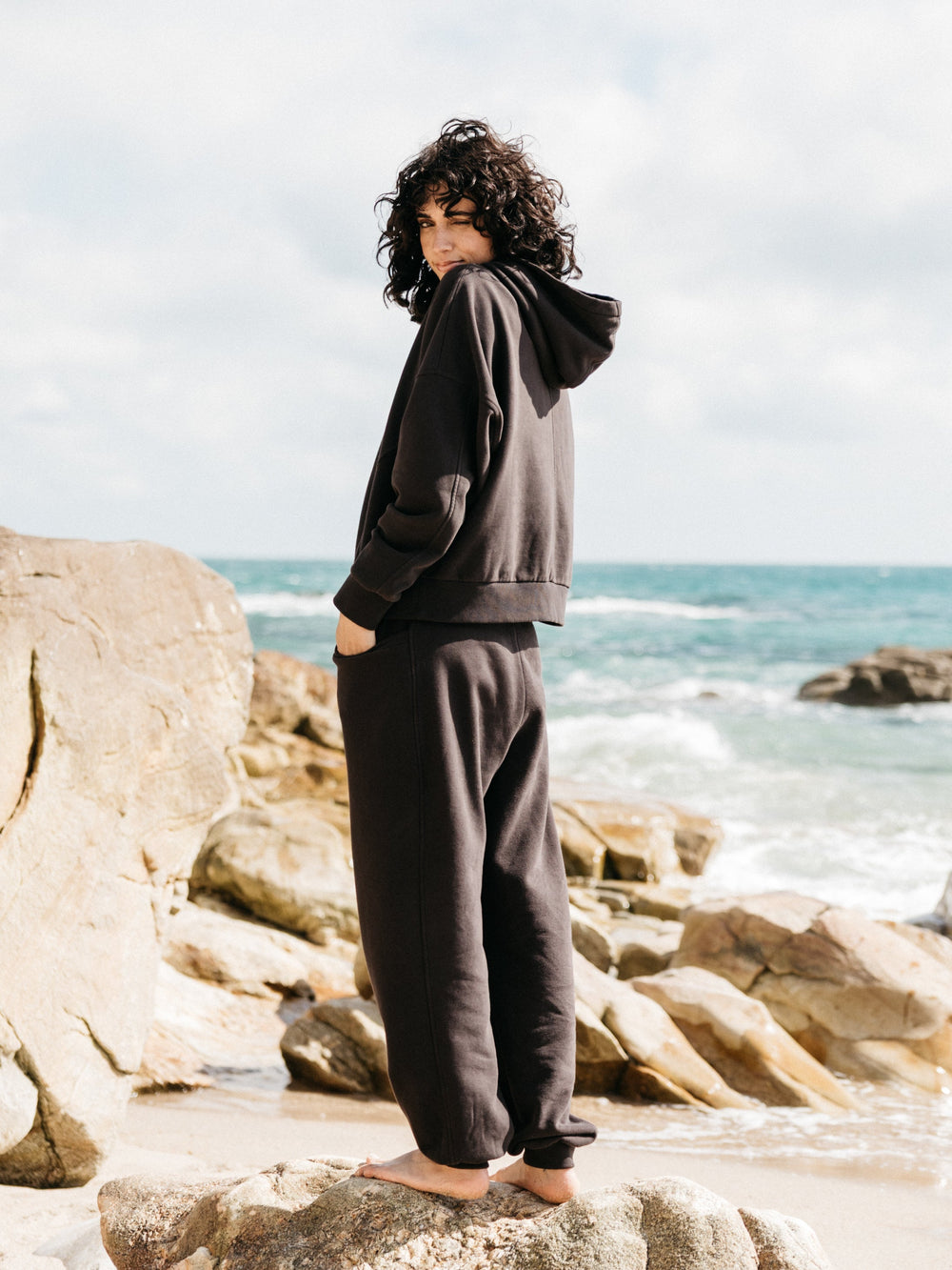 Awen Jogger in Burnt Umber