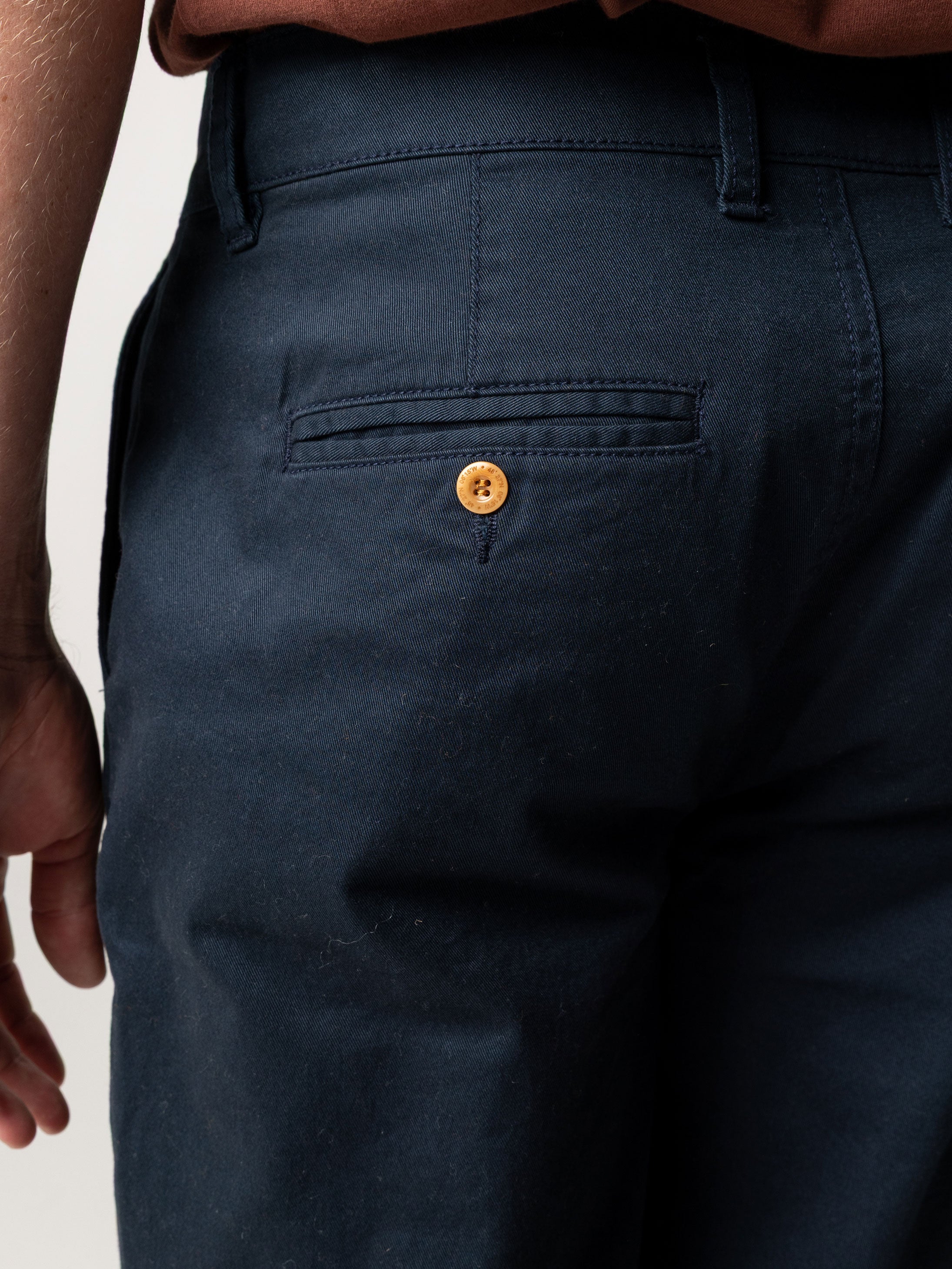 Rincon Slim Fit Chino in Navy