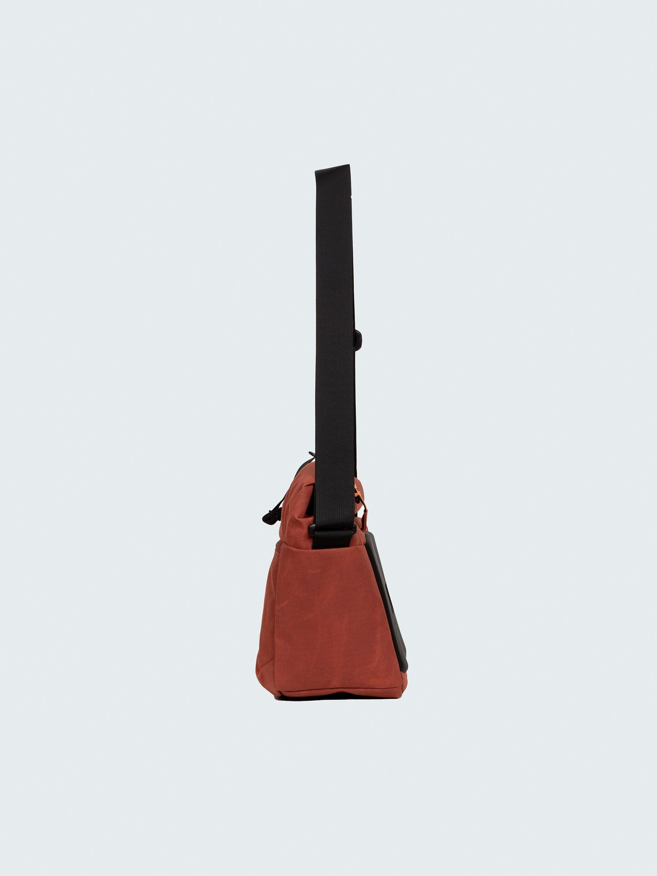 Nautilus Crossbody Bag in Dark Rosewood
