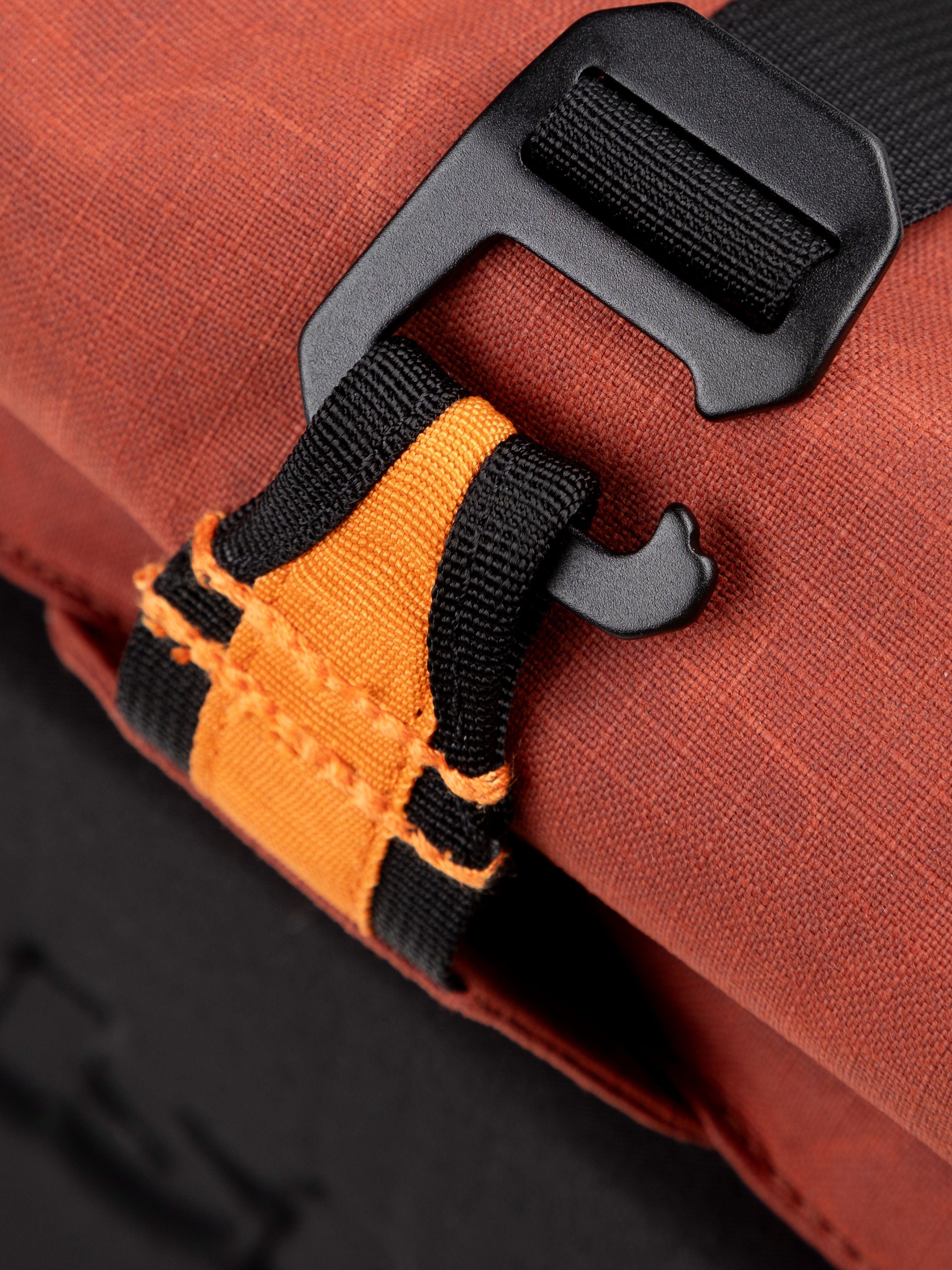 Nautilus Crossbody Bag in Dark Rosewood
