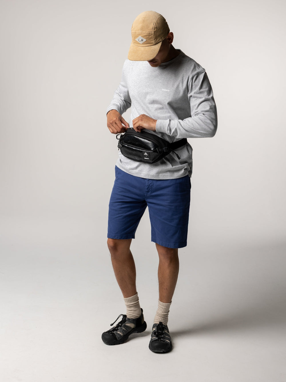 Harlyn Logo Long Sleeve T-Shirt in Grey Marl