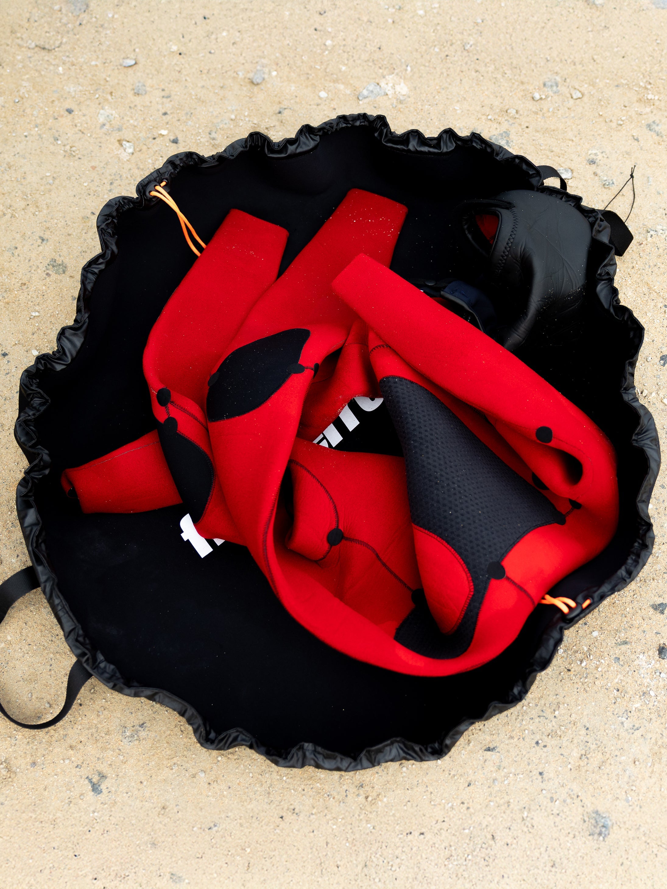 From Wetsuits Recycled Changing Mat in black