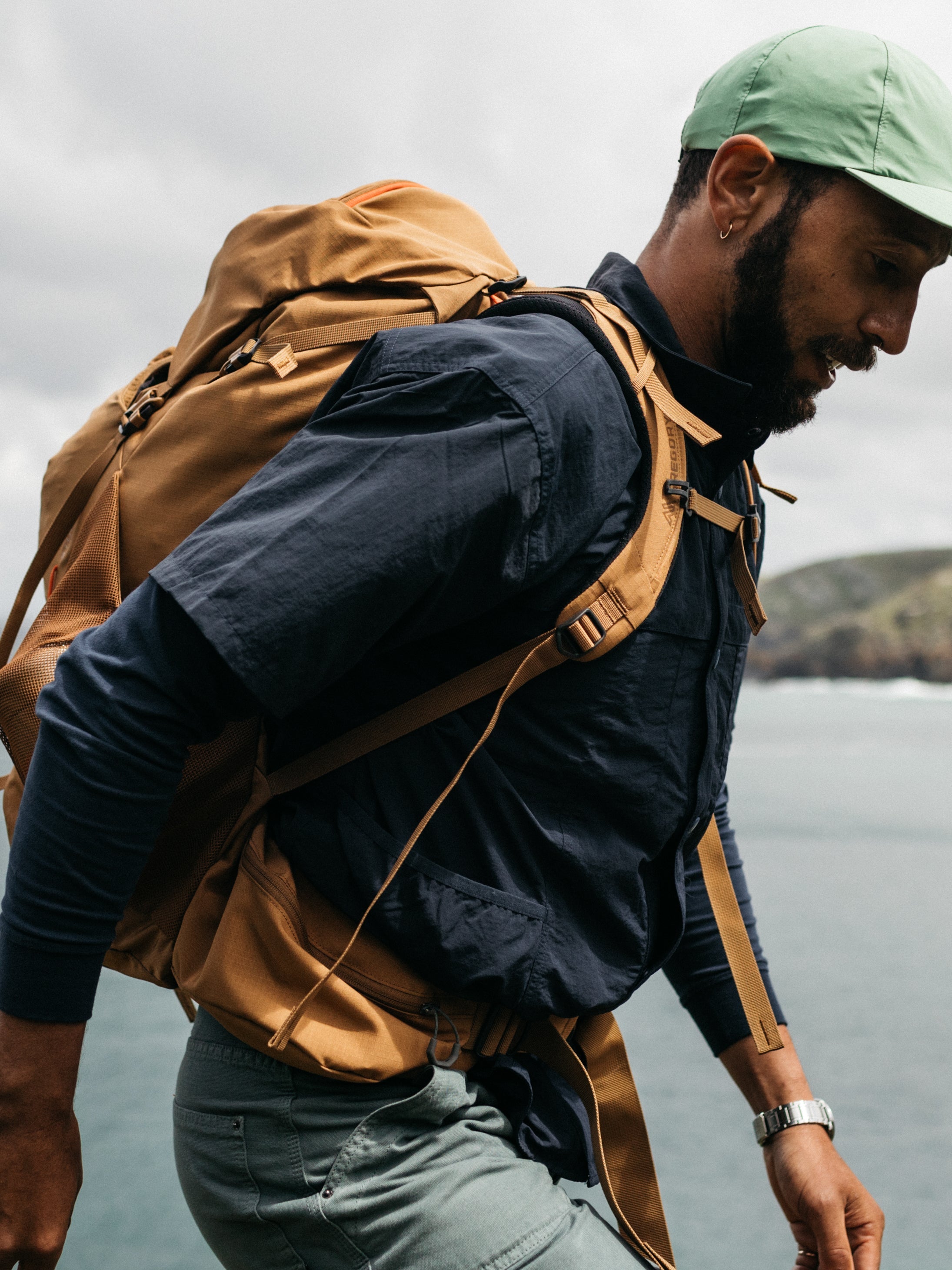 Finisterre + Gregory  Stout 45 Rucksack - Sandstone
