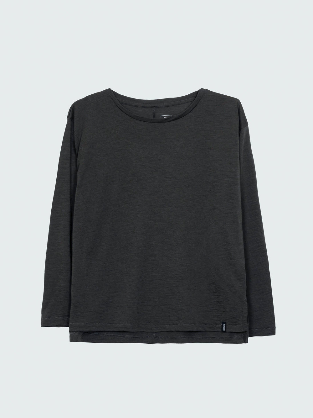 Merino Long Sleeve Baselayer in Raven Black - Seeker