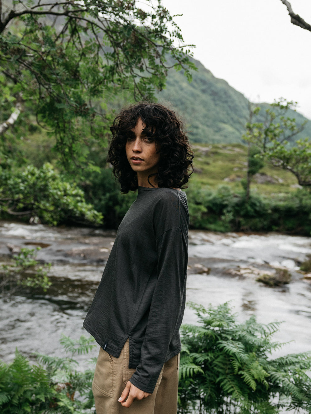 Merino Long Sleeve Baselayer in Raven Black - Seeker