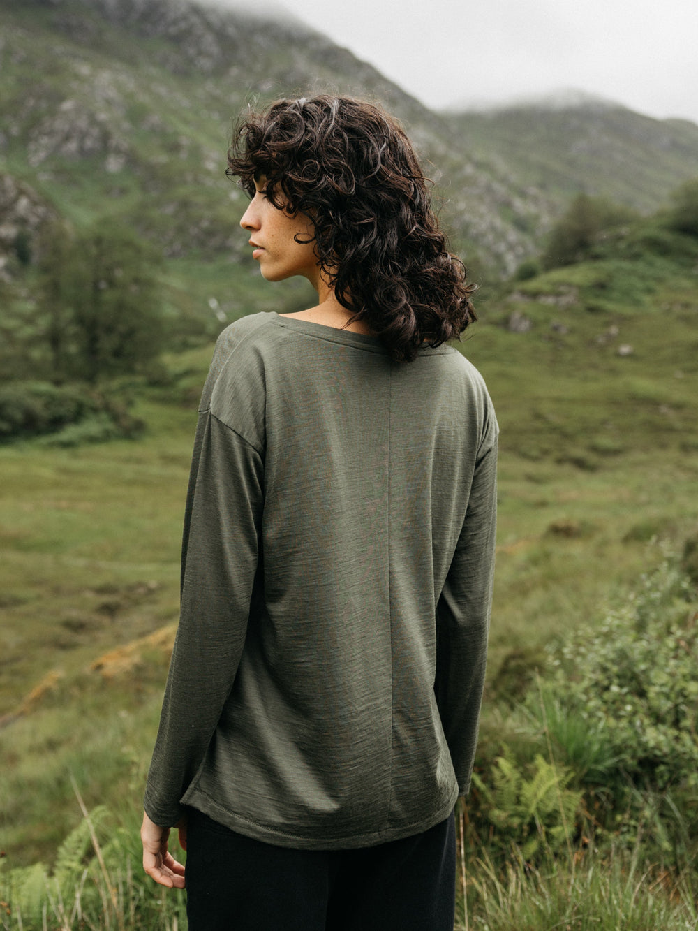 Merino Long Sleeve Baselayer in Olive - Seeker