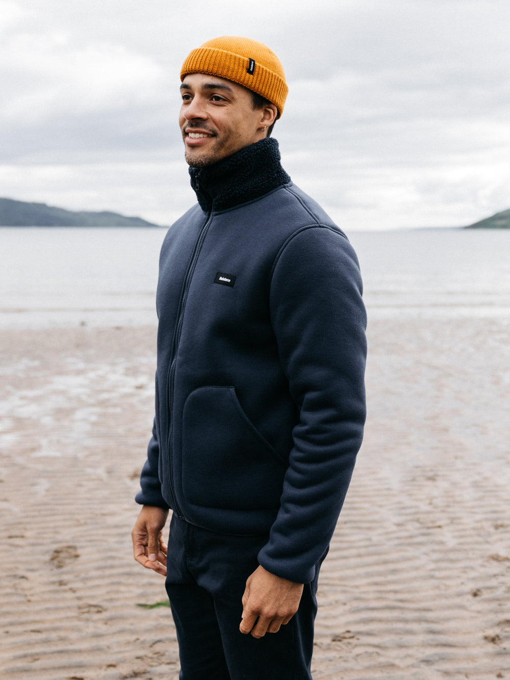 Goodwin Fleece in Navy