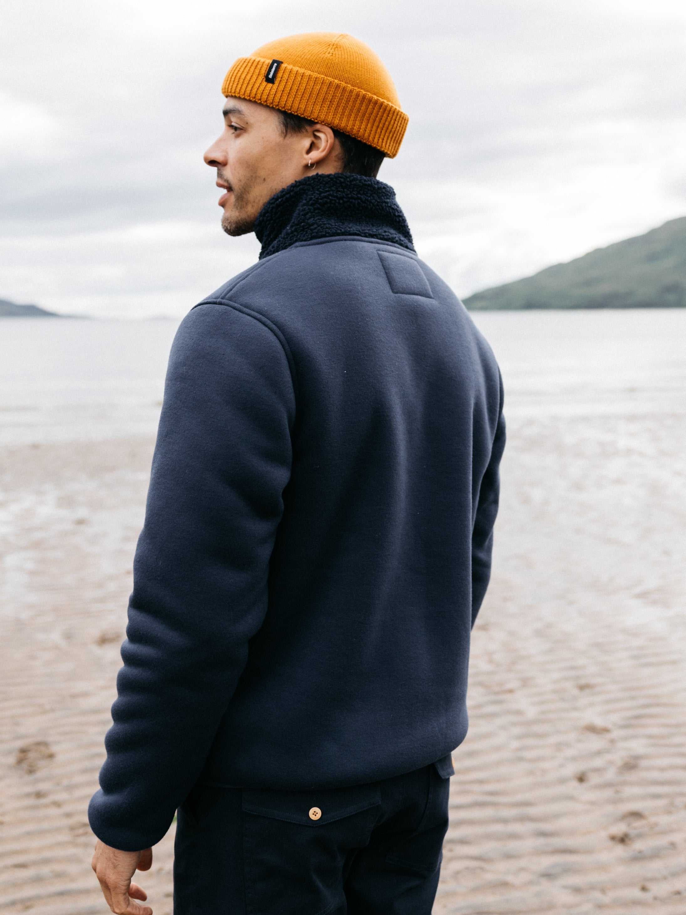 Goodwin Fleece in Navy